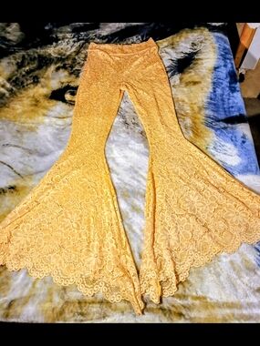 Source Unknown Yellow Lace Wide-Leg Bell Bottom Pants